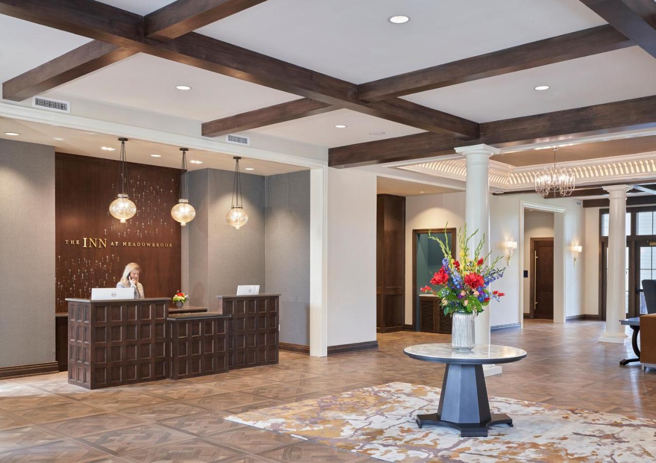 The Inn At Meadowbrook Overland Park Luaran gambar